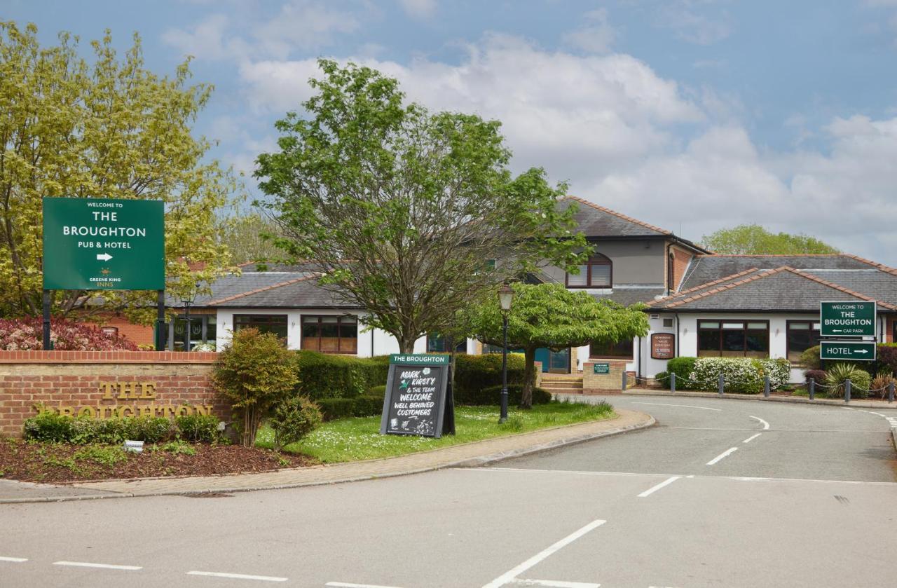 The Broughton Hotel By Greene King Inns Milton Keynes Buitenkant foto