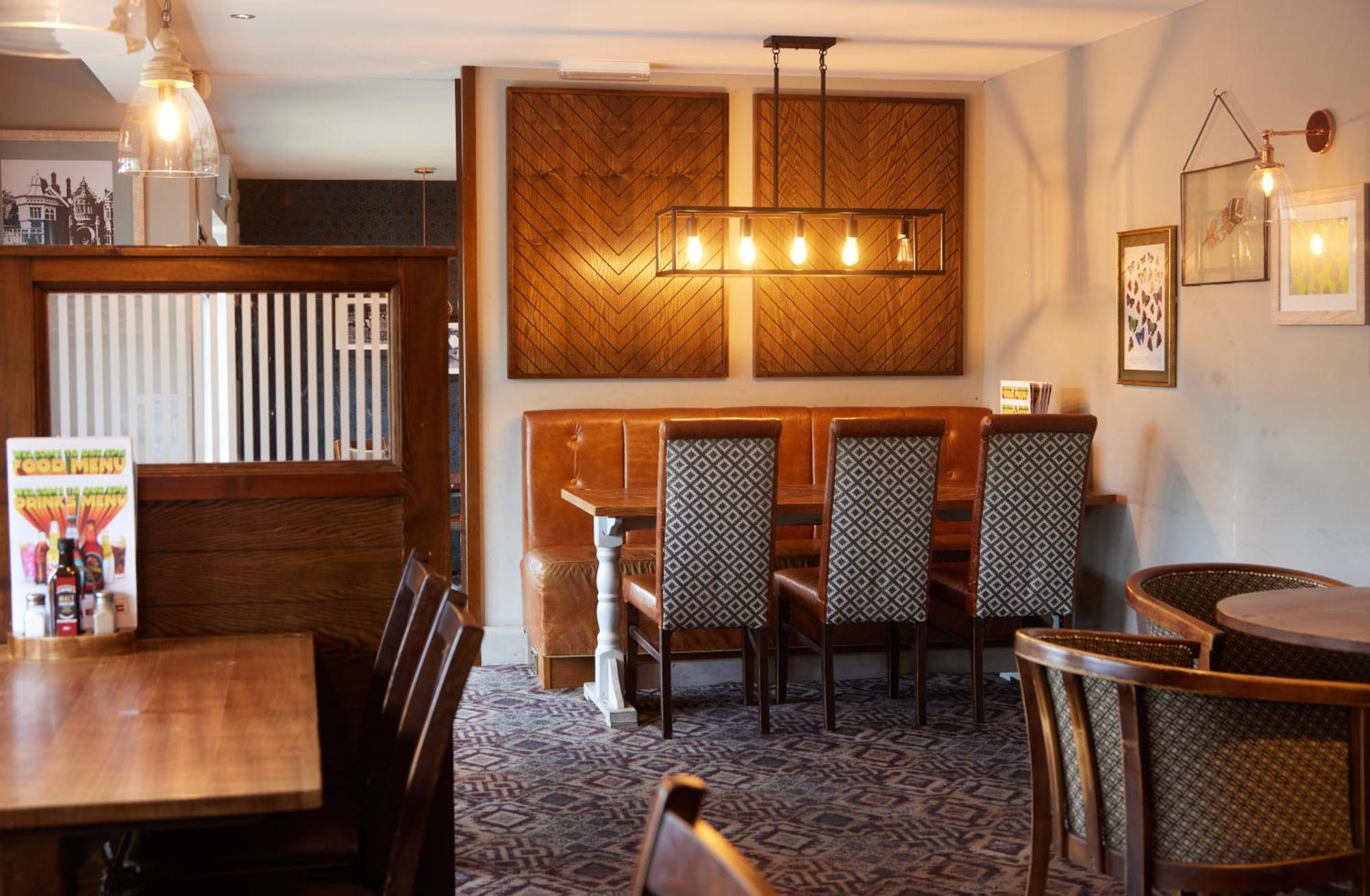 The Broughton Hotel By Greene King Inns Milton Keynes Buitenkant foto
