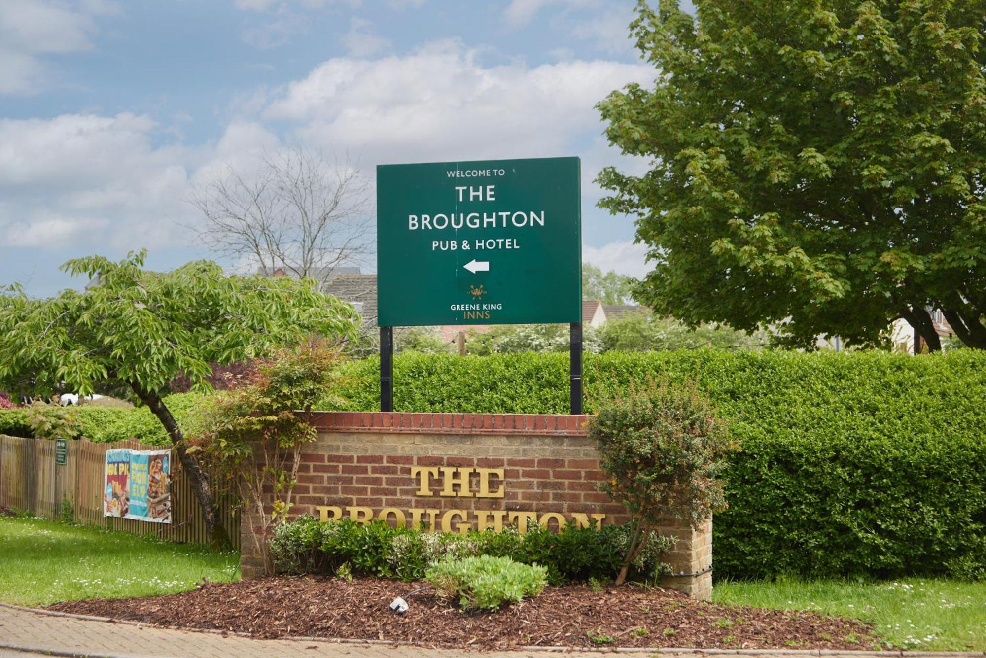The Broughton Hotel By Greene King Inns Milton Keynes Buitenkant foto