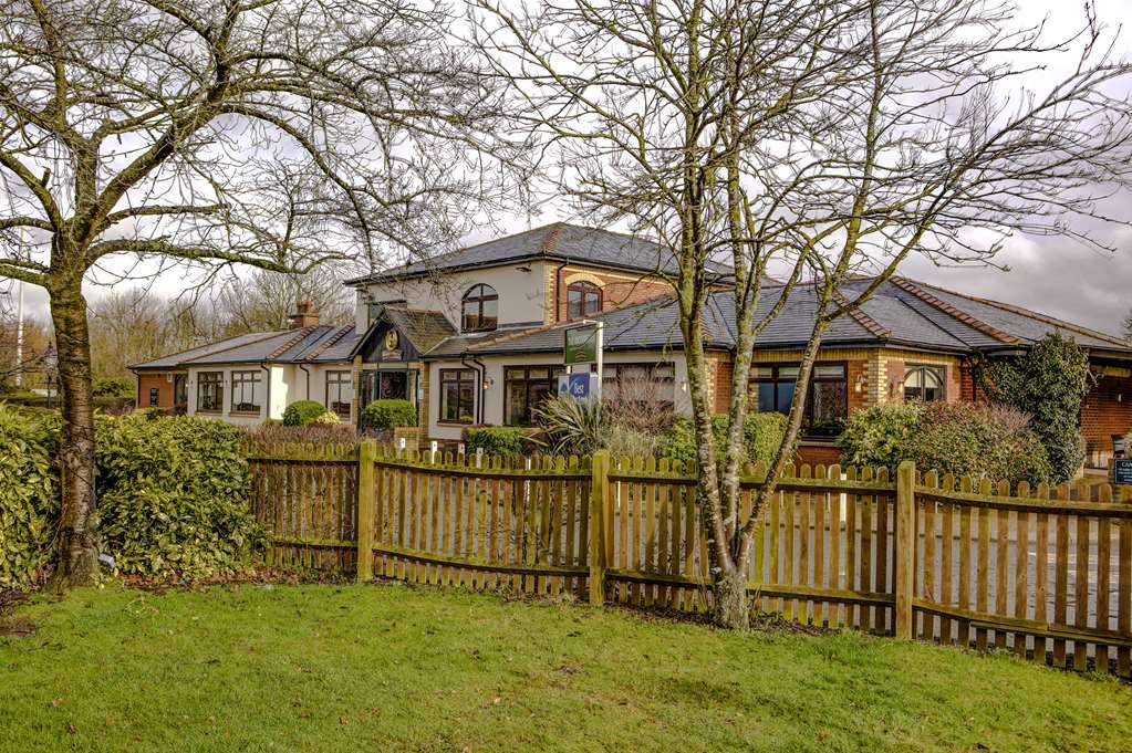 The Broughton Hotel By Greene King Inns Milton Keynes Buitenkant foto
