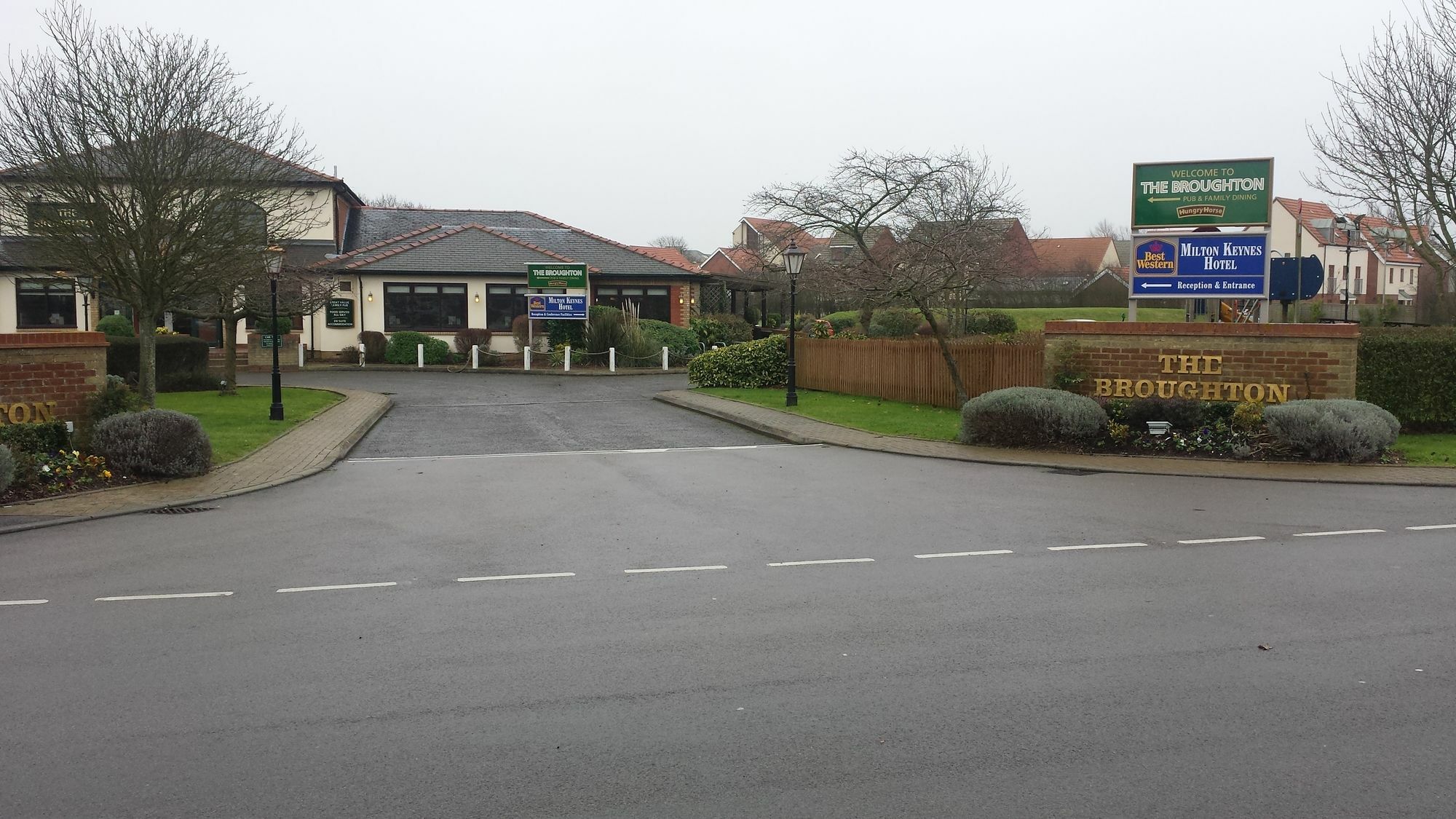 The Broughton Hotel By Greene King Inns Milton Keynes Buitenkant foto
