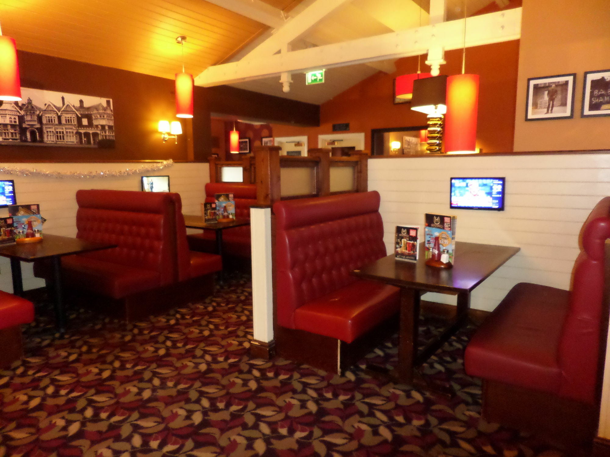 The Broughton Hotel By Greene King Inns Milton Keynes Buitenkant foto
