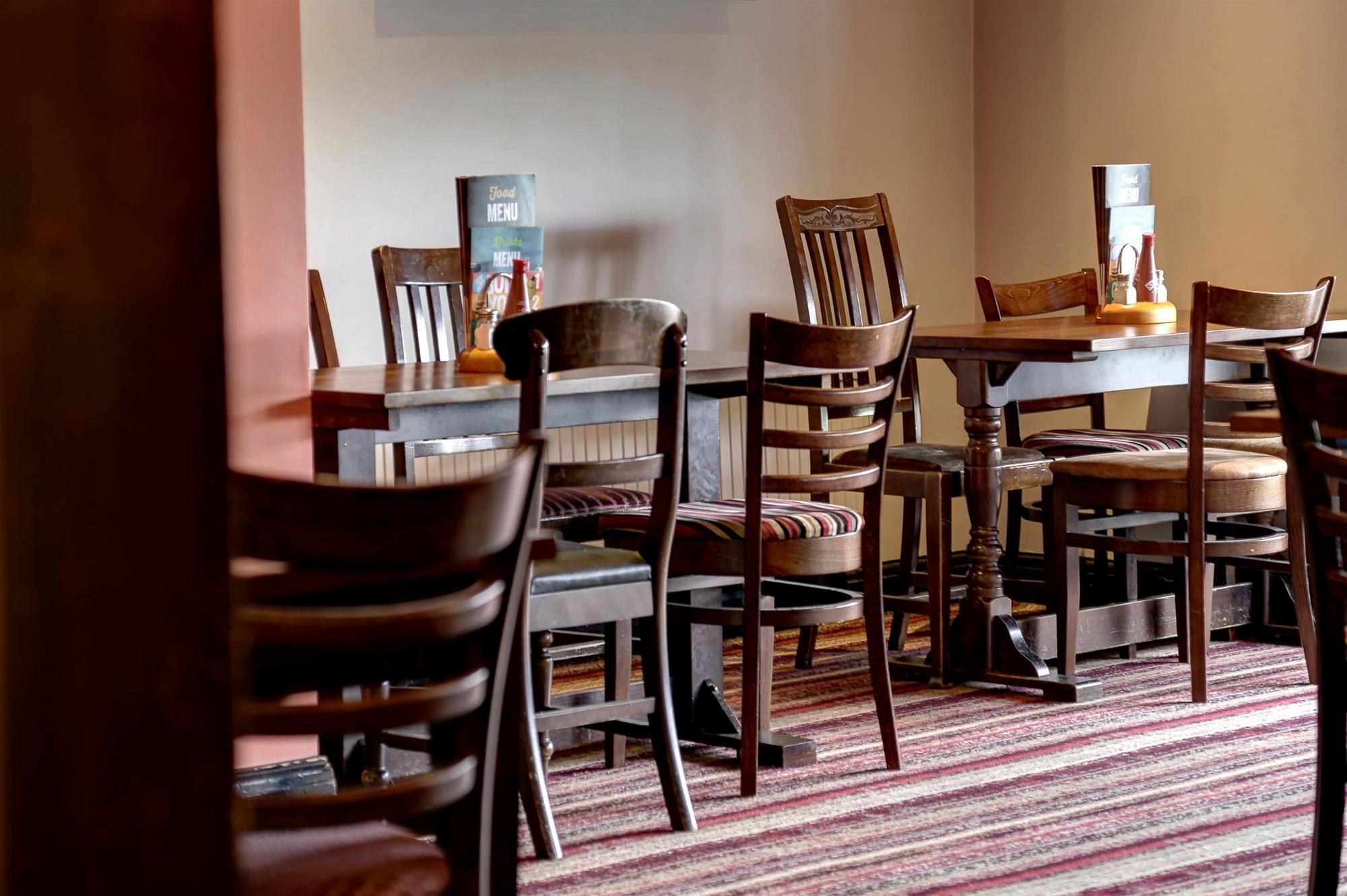 The Broughton Hotel By Greene King Inns Milton Keynes Buitenkant foto